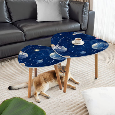 Ensemble de 2 tables gigognes triangulaires avec astronaute