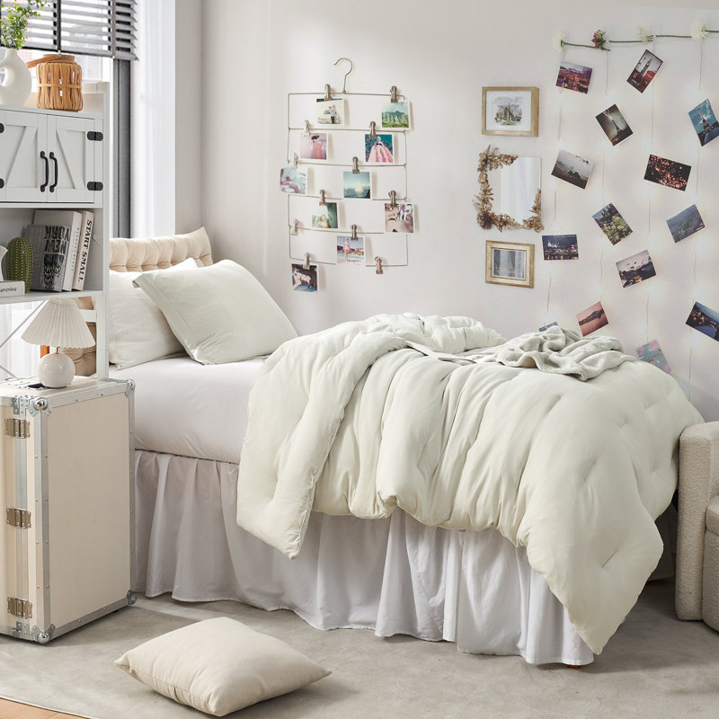 Summertime Thick - Coma Inducer Oversized Comforter Set, Twin Extra Long Comforter + 1 Standard Sham, Off White