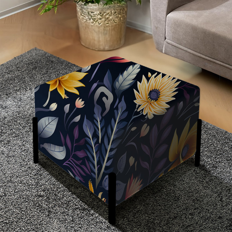Repose-pieds carré jaune floral avec méditation zen floral