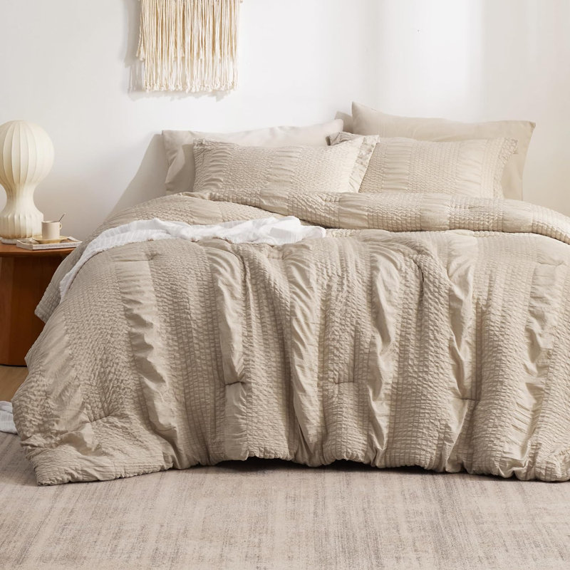 Standard Comforter, Full Comforter + 6 Additional Pieces, Beige