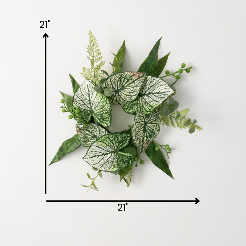 Couronne artificielle en caladium et en eucalyptus, L 21,25 po x H 21,25 po x P 3,75 po