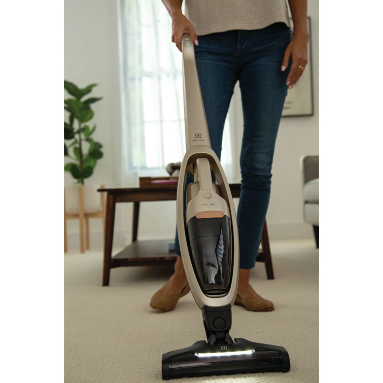 Electrolux Wellq7 Vacuum Denim Blue