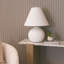 Dessus en marbre rose Milos avec table basse en bois de chêne brun clair-133044036