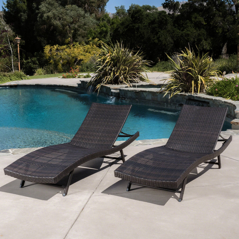 Méridiennes modernes pour la détente en plein air - 39,00 po de hauteur, sans assemblage 2 pièces Pe 39,00 po de hauteur, capacité de 600 lb, brun multi