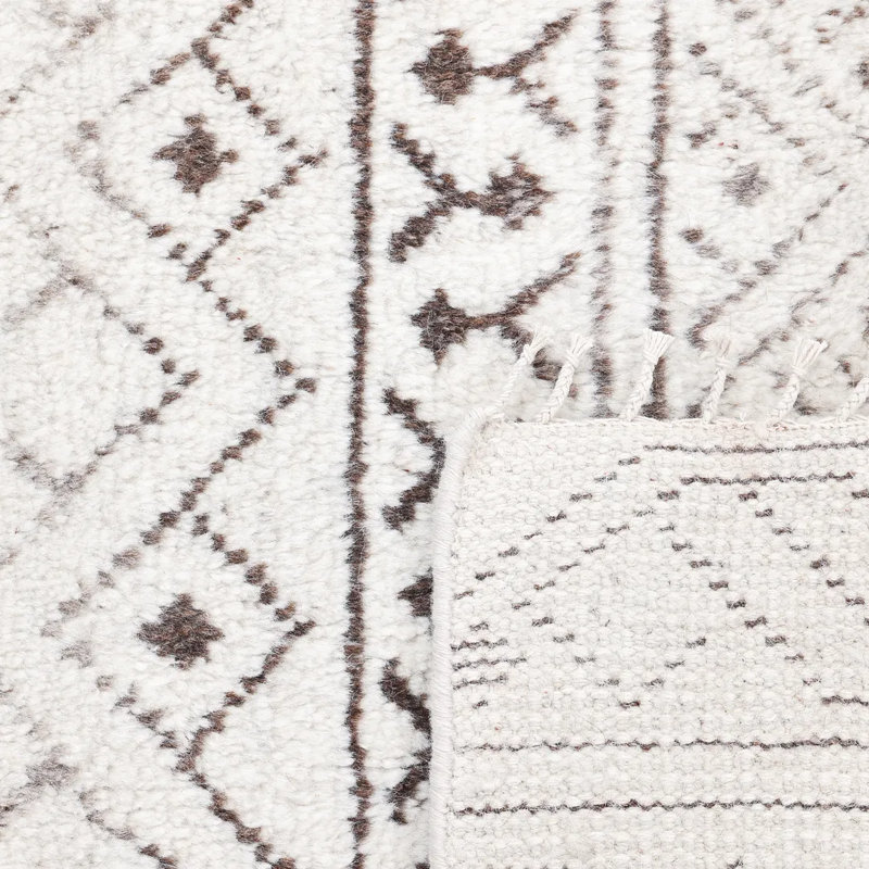 Thomas Moroccan Area Rug in Gray, Rectangle 5' x 8'