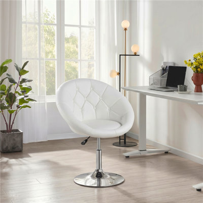 Fauteuil demi-tonneau pivotant capitonné Mavin