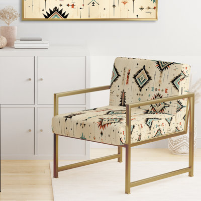 Fauteuil d'appoint moderne beige à motif bohème tribal nomade, recouvert de velours.