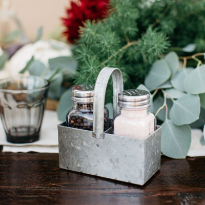 Salt And Pepper Shaker Set