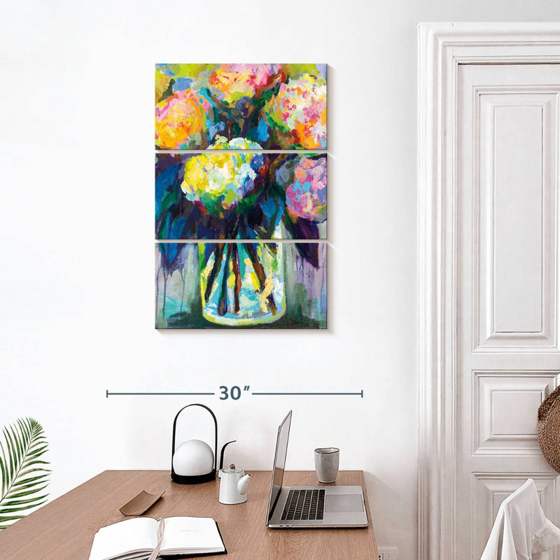 Avery Full Of Hydrangeas, 32" H x 20" W