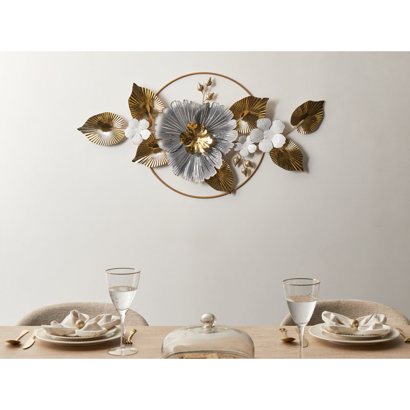 Handmade Plants & Flowers Wall Decor on Iron