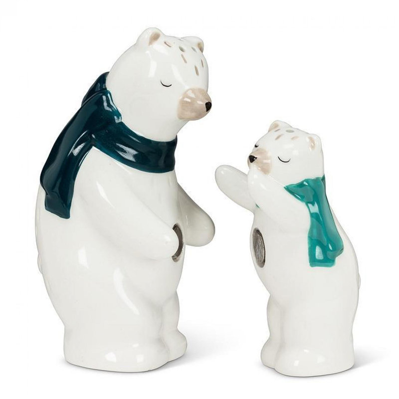 Salière et poivrière étreignant des ours polaires