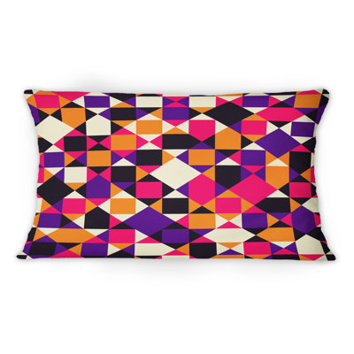 Coussin décoratif à motif géométrique noir et rouge et mauve