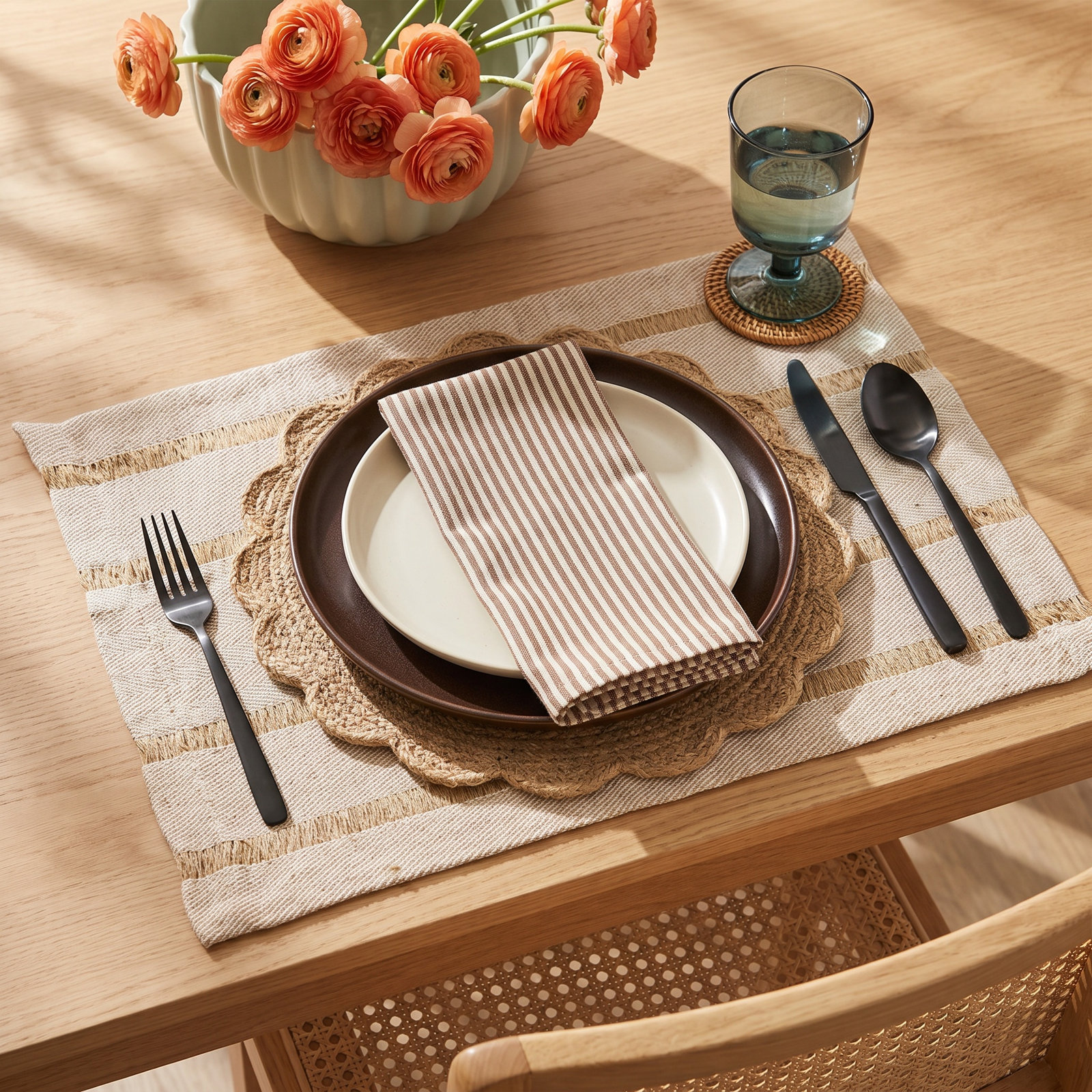 Reversible Jute Placemat and Napkin Set, Brown