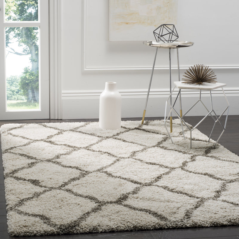Katie Geometric Hand Woven Area Rug, Rectangle 155 x 229 cm