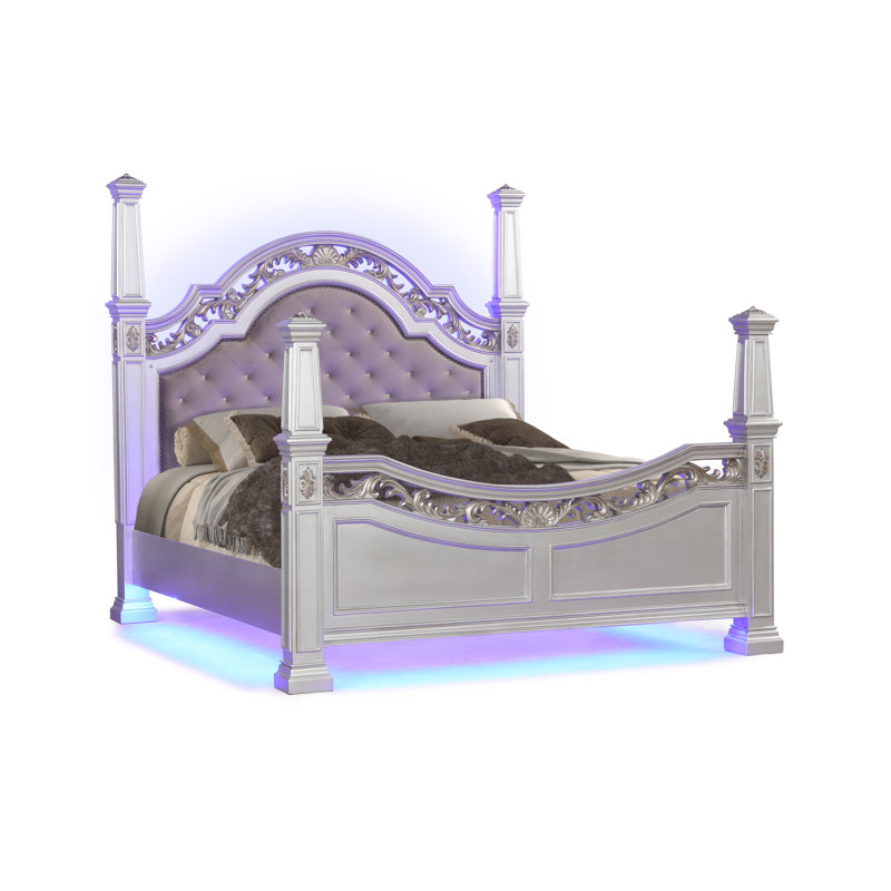 Lloydene Bedroom Set with LED Lighting, Queen