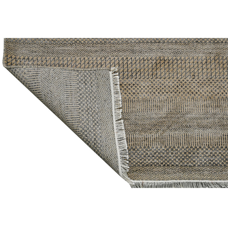 High-Quality Hand-Knotted Natural And Black Area Rug