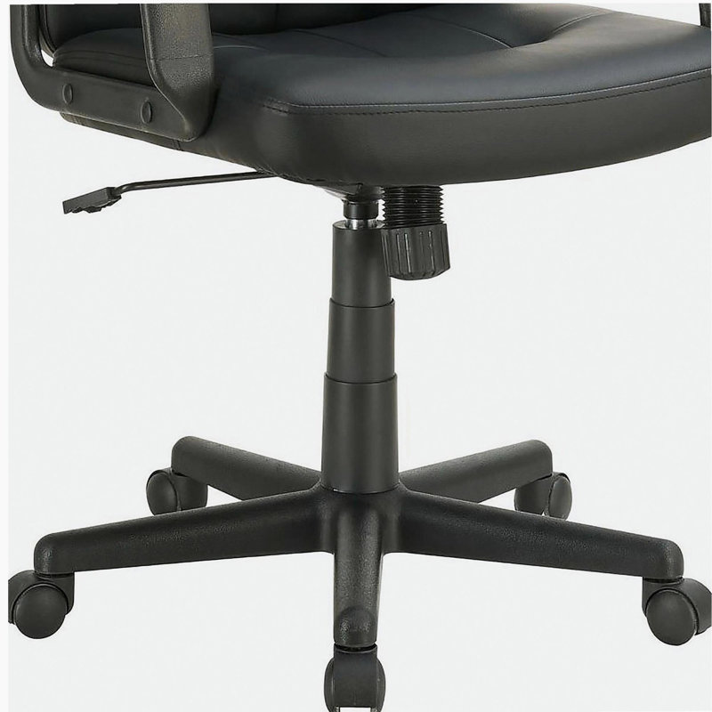 Chaise de bureau noire à roulettes