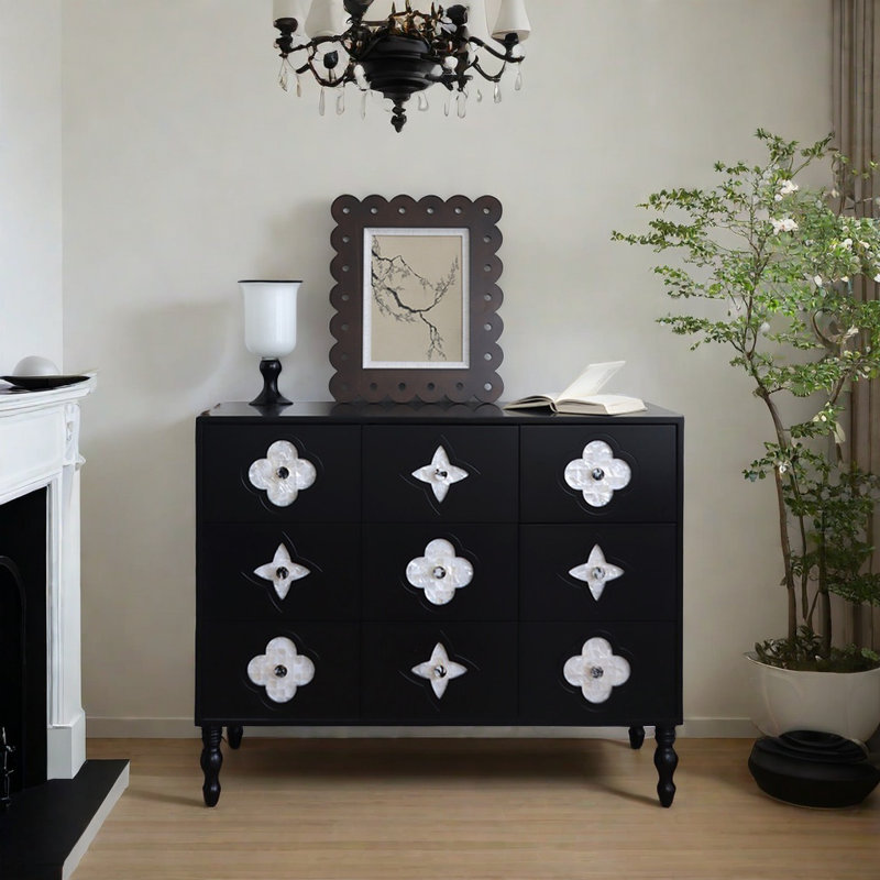 Commode d'appoint vintage à quatre feuilles