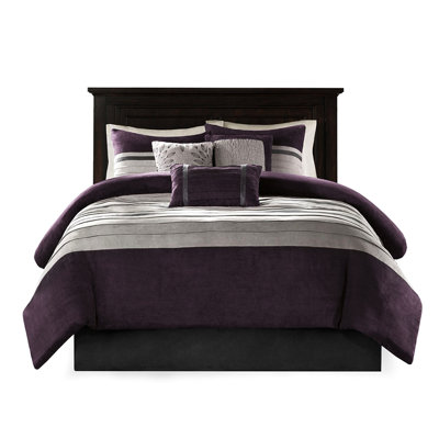 Édredon mauve en faux suède pourpre très grand - 7 pièces, coussins de broderie, 2 taies décoratives assorties, 1 jupe de lit, suède facile d'entretien, aspect transitionnel, tissu doux au toucher, bourre décorative