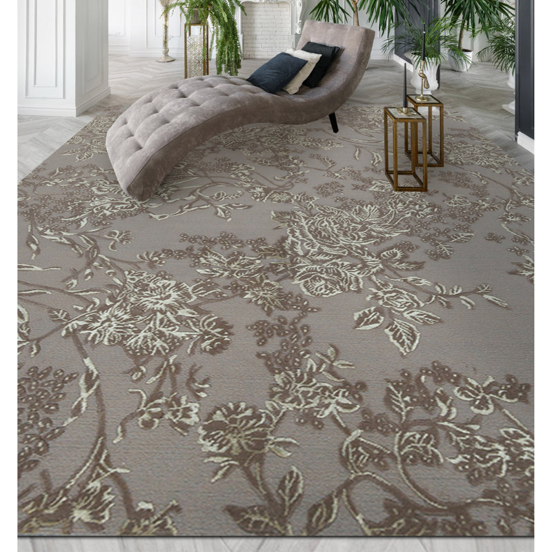 Hand-Knotted High-Quality Gold Area Rug