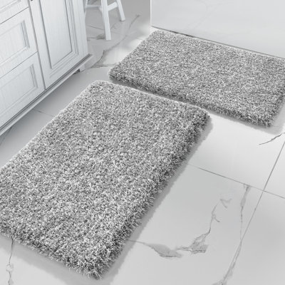 Ensemble de tapis de salle de bain 2 pièces, tapis de bain en microfibre absorbante douce, tapis de douche à poils longs pelucheux et lavables à la machine pour plancher de salle de bain, 32 po x 20 po + 24 po x 17 po, gris clair et blanc