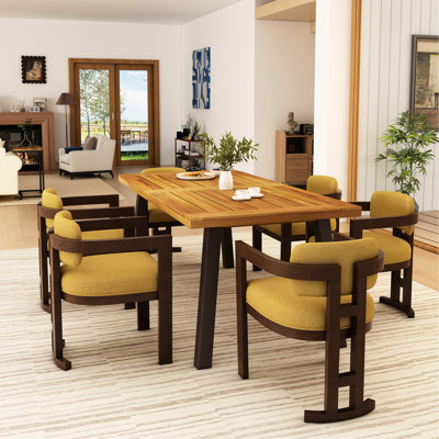 Ensemble de 2 chaises de salle à manger d'intérieur rembourrées, jaune et noyer - Structure robuste en bois d'hévéa - Assise élégante - Dimensions : 58,4 cm (L) x 58,4 cm (P) x 77,2 cm (H) - Assemblage requis - Revêtement en tissu - Stable - Dimensions : 58,4 cm (L) x 77,2 cm (H)