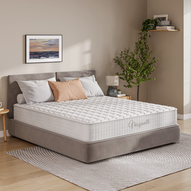 Vesgantti Innerspring / Coil Mattress, Small Double (4')-White