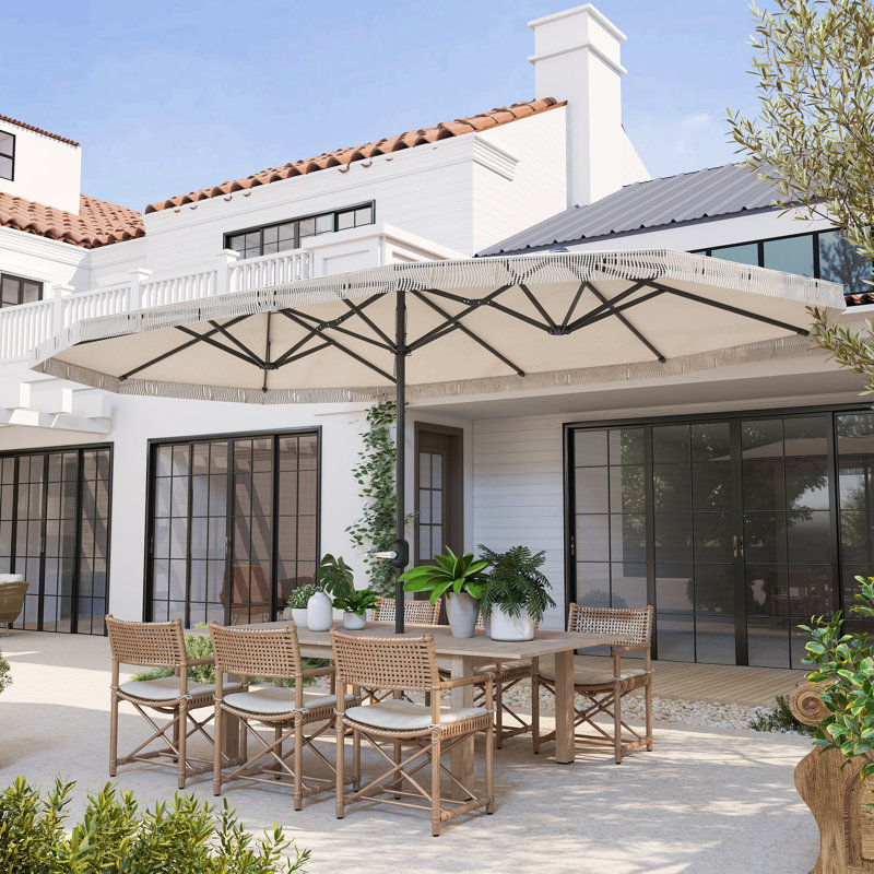 Parasol d'extérieur très grand 15 pi UPF30 + avec frange et manivelle, blanc crème, Cream White