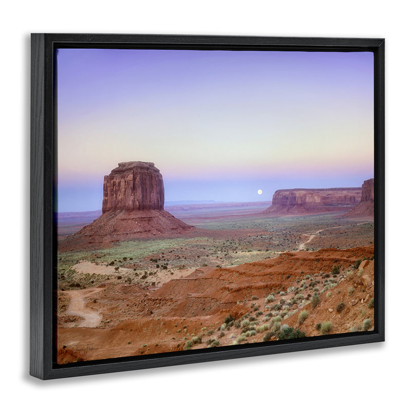 Cadre flottant au lever de la lune sur Monument Valley, design par Dennis Frates, H 17 po x l 21 po