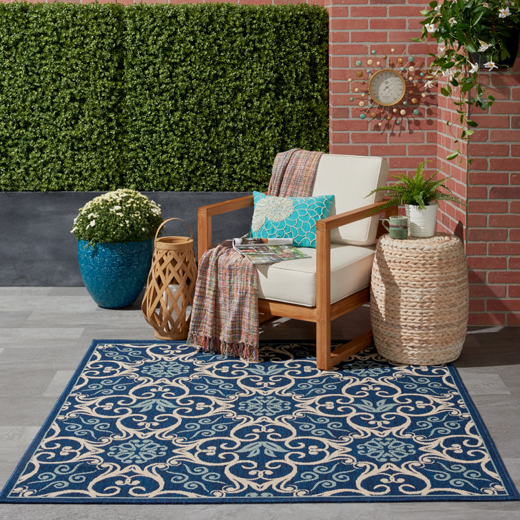 Machine-Woven Stain Resistant Floral Area Rug