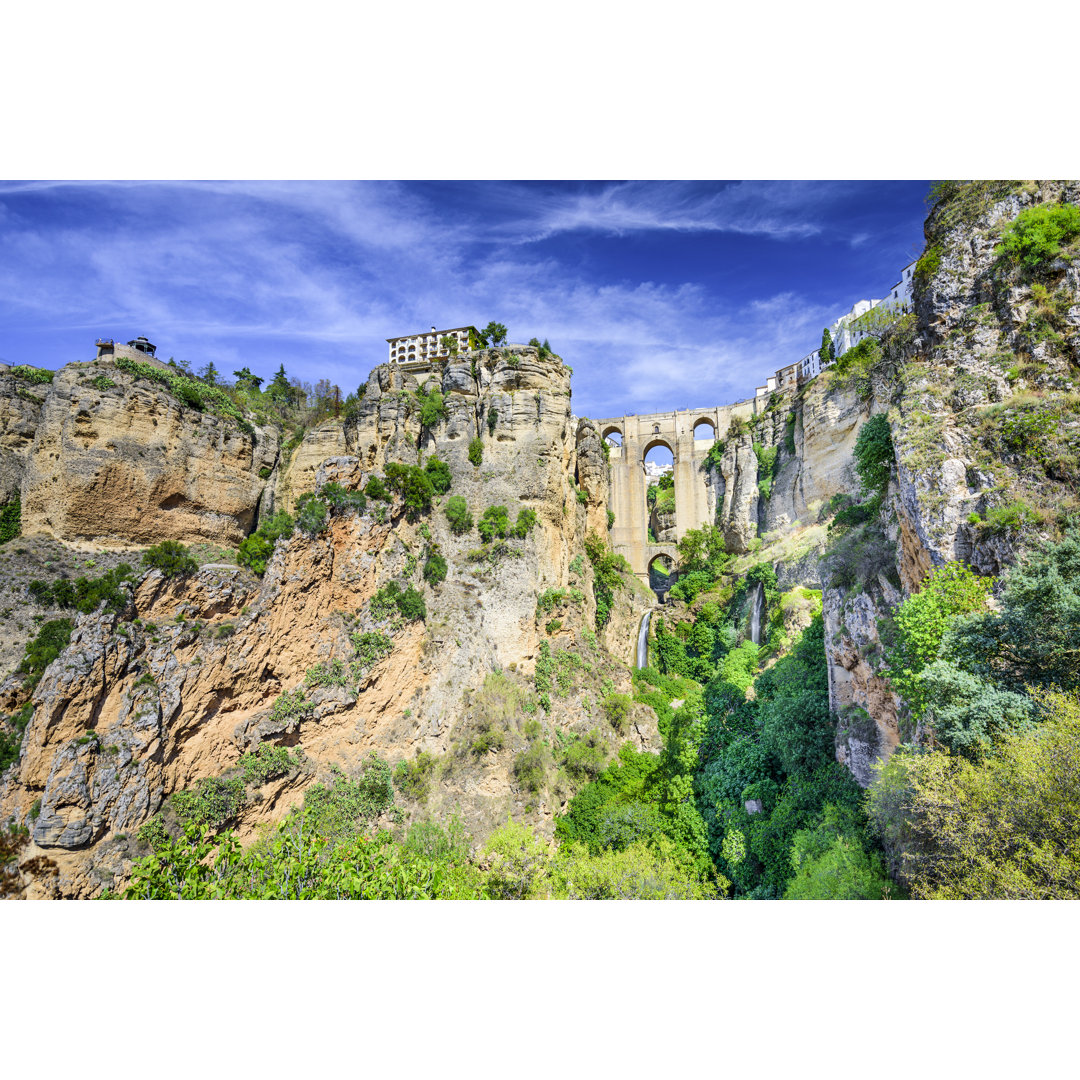 Puento Nuevo Brücke von SeanPavonePhoto - Leinwanddrucke auf Leinwand