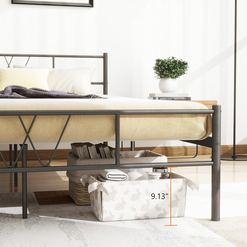 Lit plateforme en bois massif avec tête de lit Loronda Mid Century, Noir, Grand lit