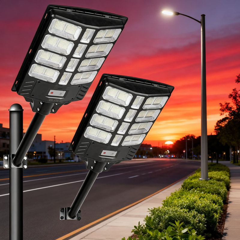 Paquet de 2 lumières de grange solaires avec capteur de mouvement, lumière extérieure à DEL 50 000 lumens, fonctionnement crépuscule à l'aube, équivalent à 3 600 W, étanche IP65 pour installation sur poteau, bois ou ancrage