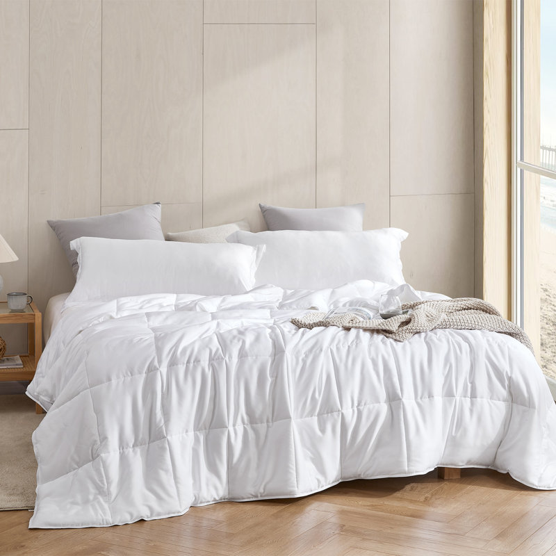Coma Inducer Cool as a Cucumber Lightweight Oversized Comforter Set, King Comforter + 2 King Shams, White