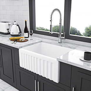 Small Farmhouse Apron-Front Kitchen Sink Single Bowl