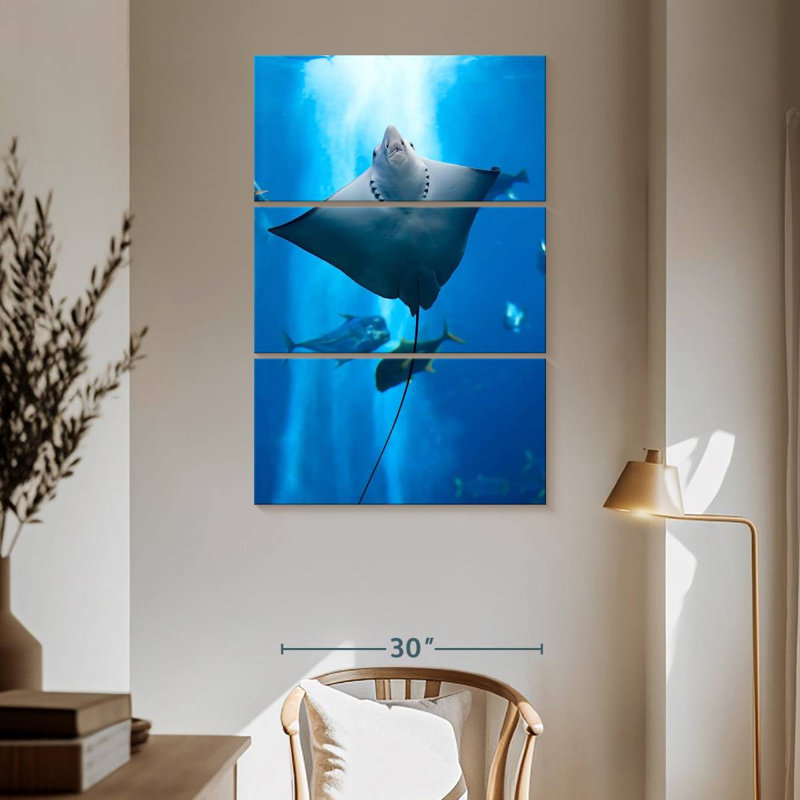 Brampt Manta Ray, 65" H x 42" W