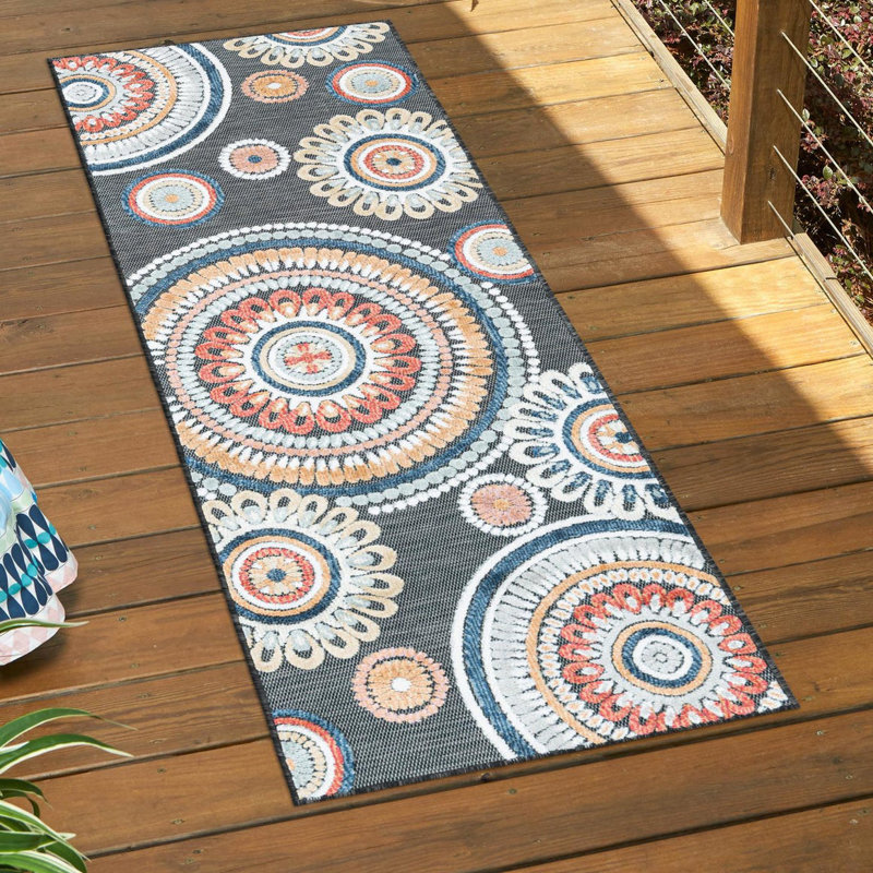 Firman Beachcrest Home Spiral Wygant Indoor/Outdoor Area Rug, Runner 2'2" x 6'1"