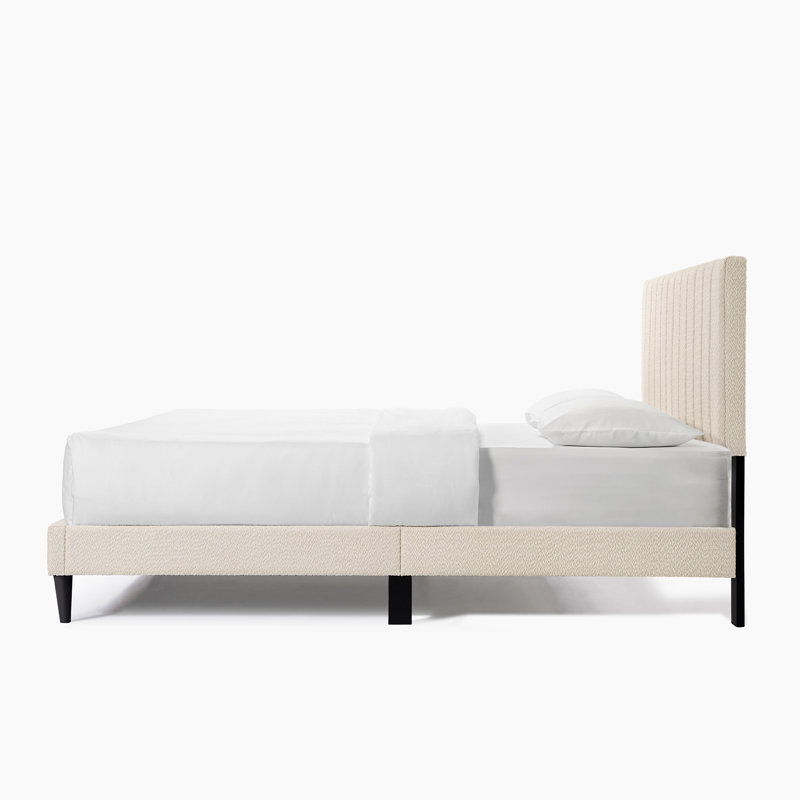 Structure de lit tapissier pour grand lit: lit plateforme moderne de style Mid-Century avec tissu bouclé et tête de lit capitonnée - aucun sommier requis pour un assemblage facile