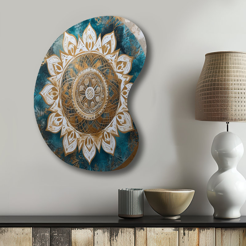 Sarcelle et or Mandala II - art mural en métal asymétrique, art mural, H 31 po x l 22 po