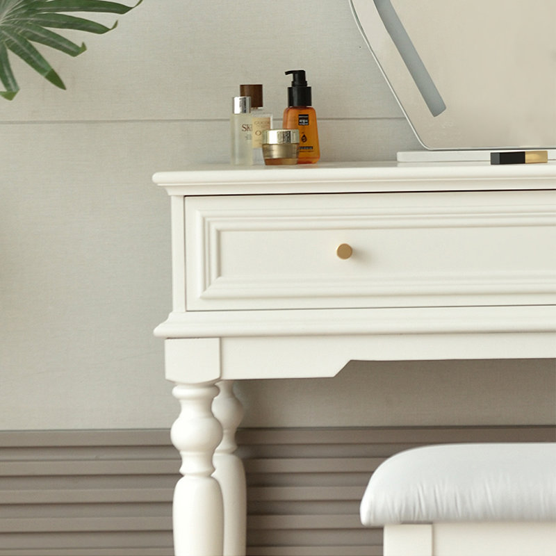 Ailanie Vanity, White