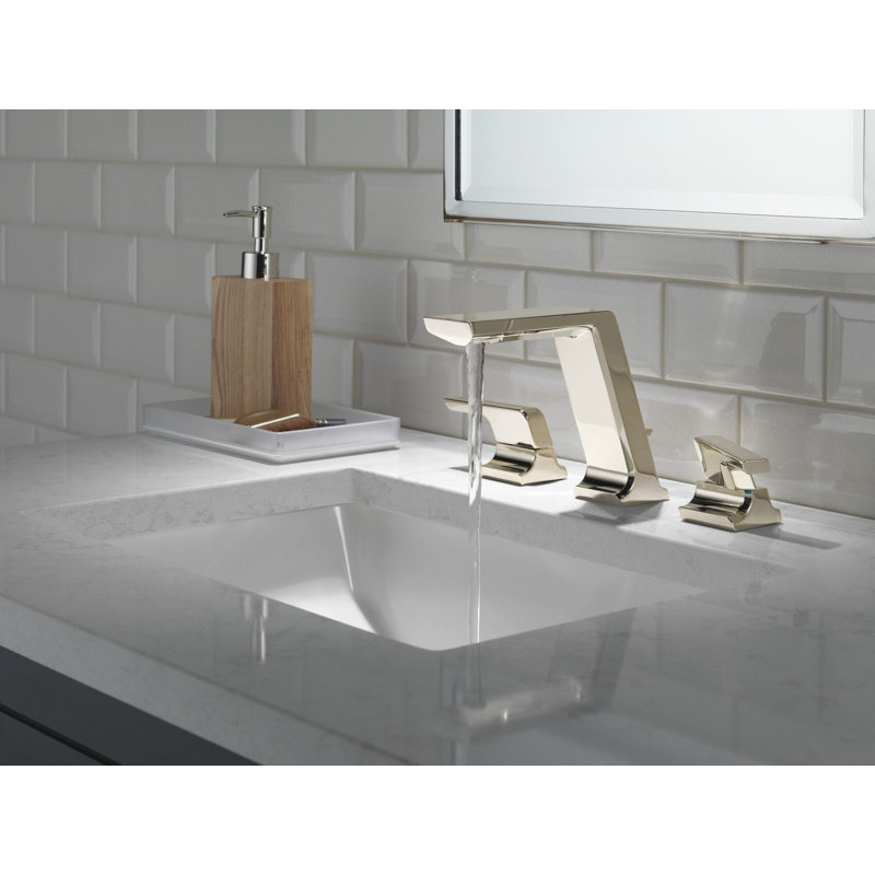 Delta Faucet Pivotal Widespread Bathroom Faucet 3 Hole, Bathroom Sink Faucet, Metal Drain Assembly