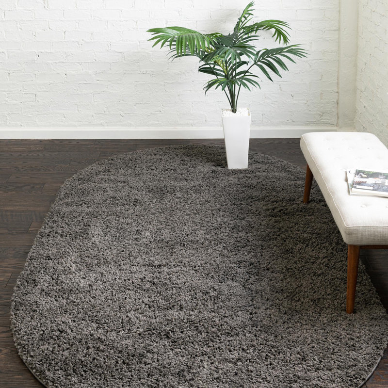 Tapis gris foncé , Ovale 5 pi x 8 pi