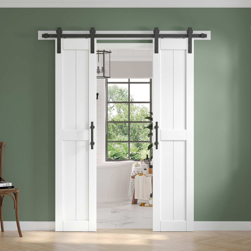 Porte de grange double à panneaux en bois manufacturé avec trousse de quincaillerie d'installation, 36 po x 84 po