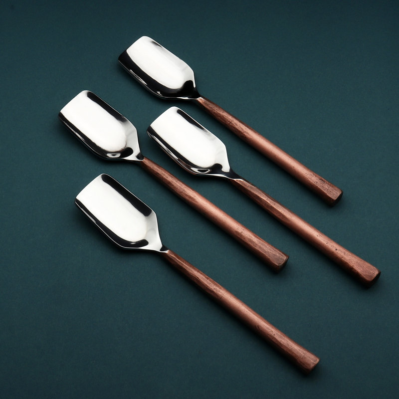 Ahrie Stilton Scoop