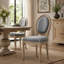 Chaise de salle à manger rembourrée à dossier ovale French Provincial-398966208