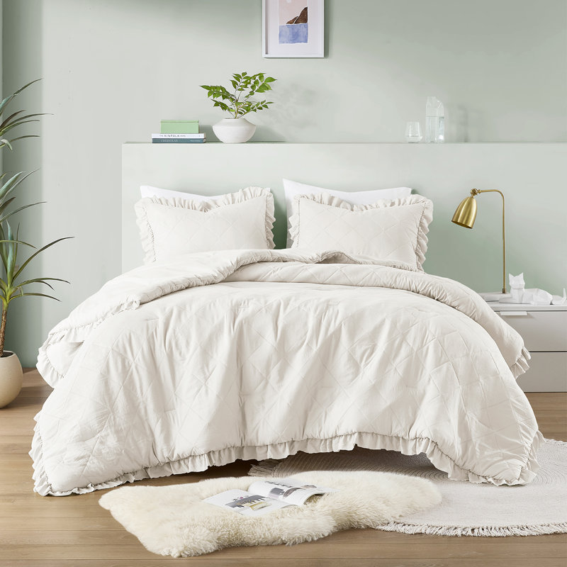 Phoebe Ivory Diamond Quilted Ruffle Edge 3-Piece Full/Queen Comforter Set, Full / Queen Comforter + 2 Standard Shams, Ivory
