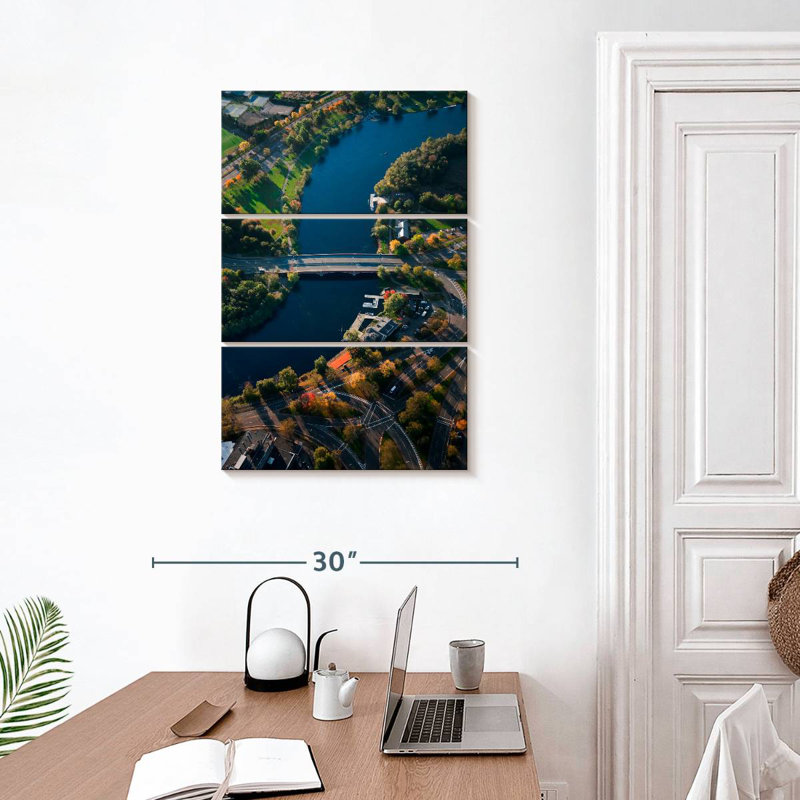 Nicci Charles River, 32" H x 20" W