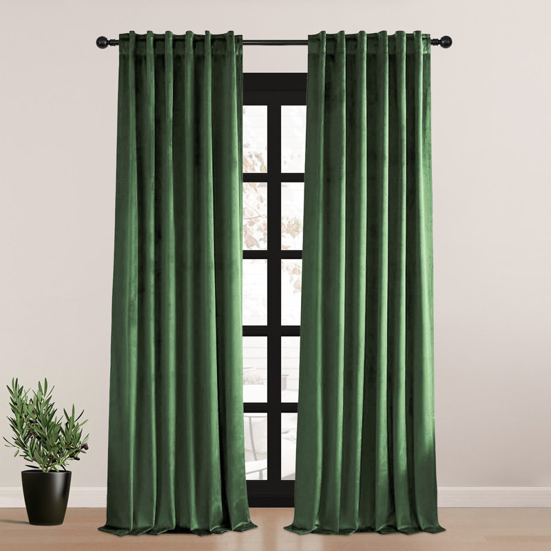 Paire de rideaux occultant avec passe-tringle Ike, L 52 po x L 84 po, Vert
