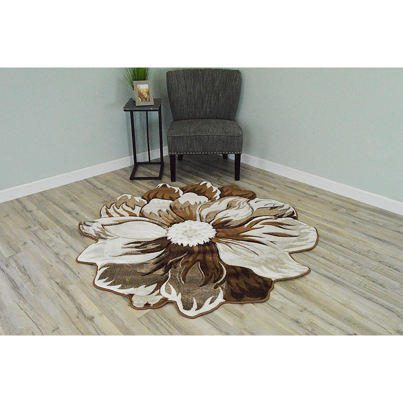 Baity Performance Floral Indoor Rug, Novelty 5'3"