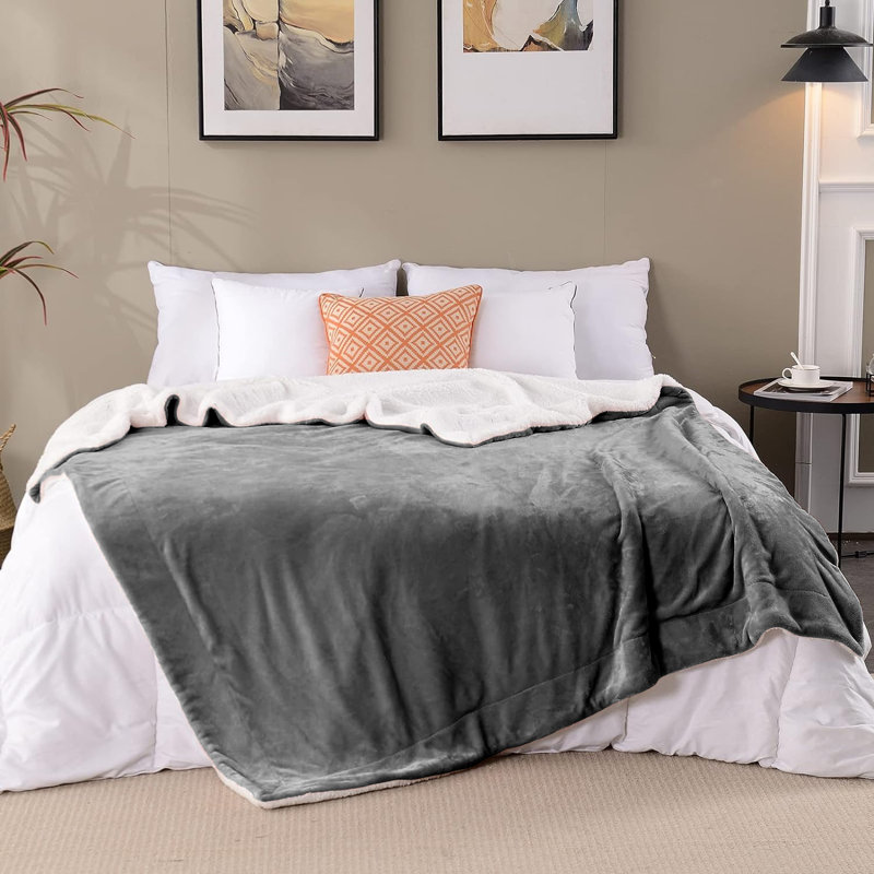 Sanborn Soft Reversible Sherpa Fleece Fur Thick Blanket Throw, 230cm x 270cm, Silver